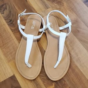 APT. 9 sandals